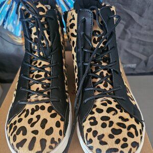 Coconuts by Matisse leopard Pony hair sneakers NIB